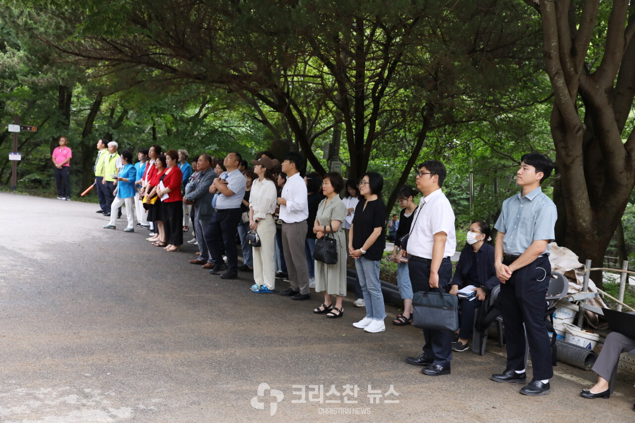 신축 기공 감사예배 모습