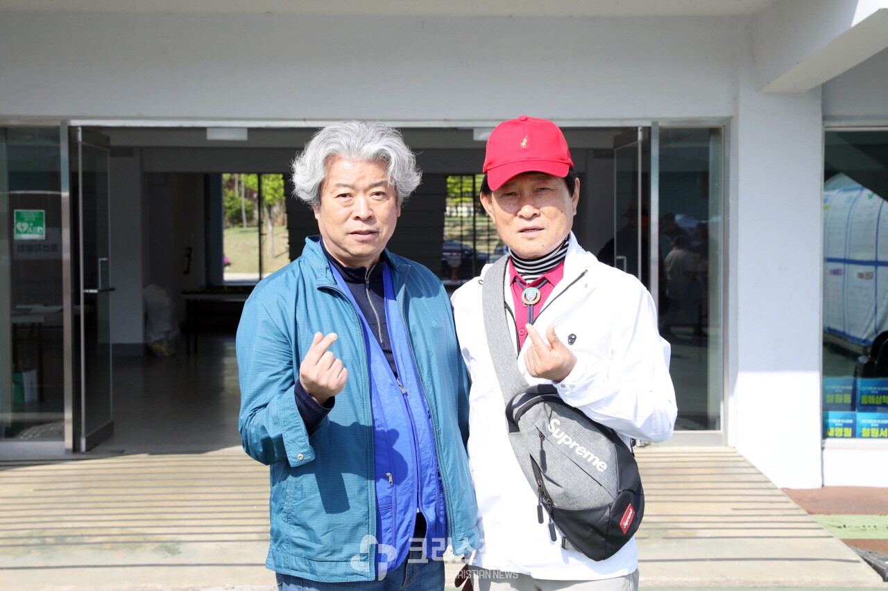 행사전 기념촬영 모습