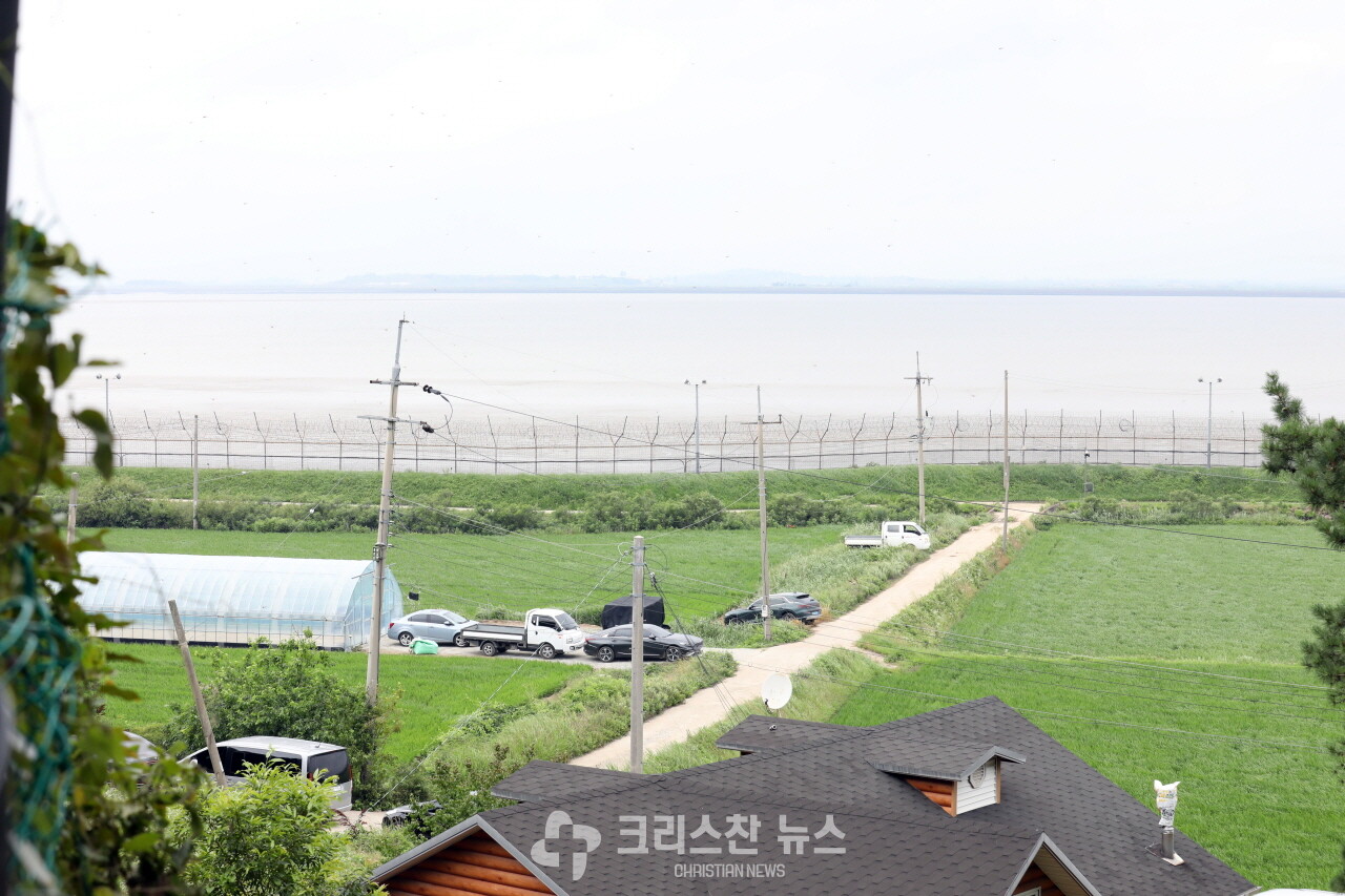 착공 부지에서 바라본 북녘 모습