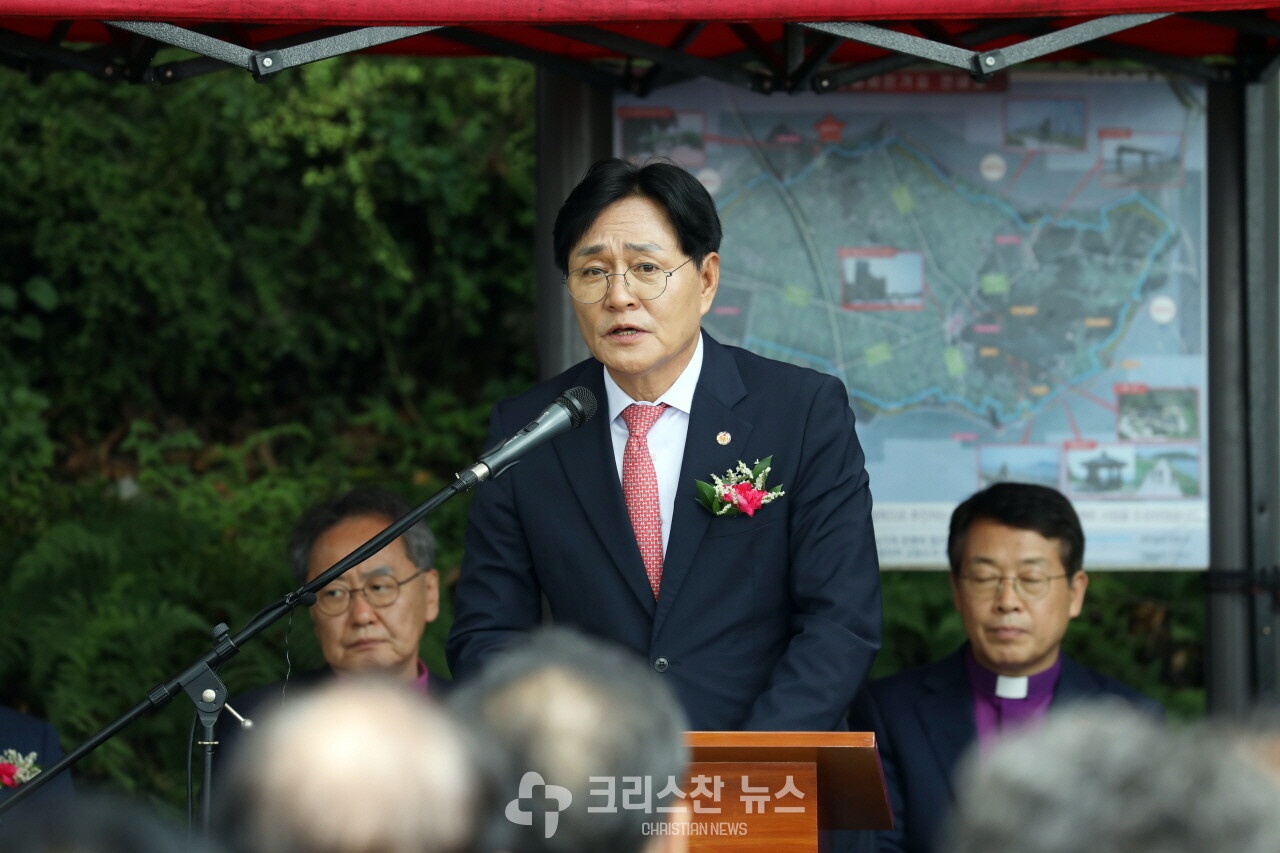 축사, 박용철 강화군수