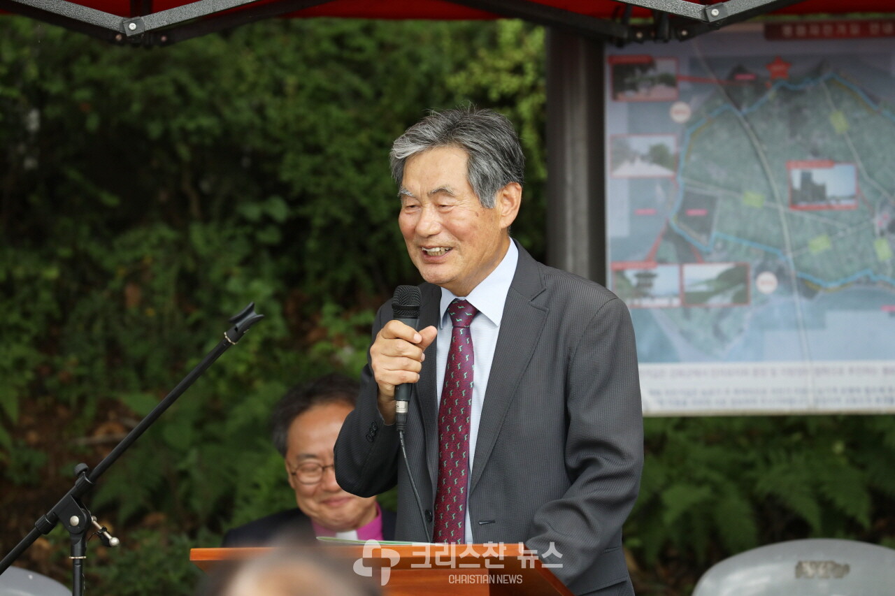 광고, 김의중 목사