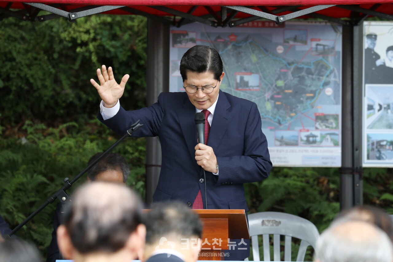 축도, 고신일 목사(기둥교회/중부연회 제31대 감독 역임)